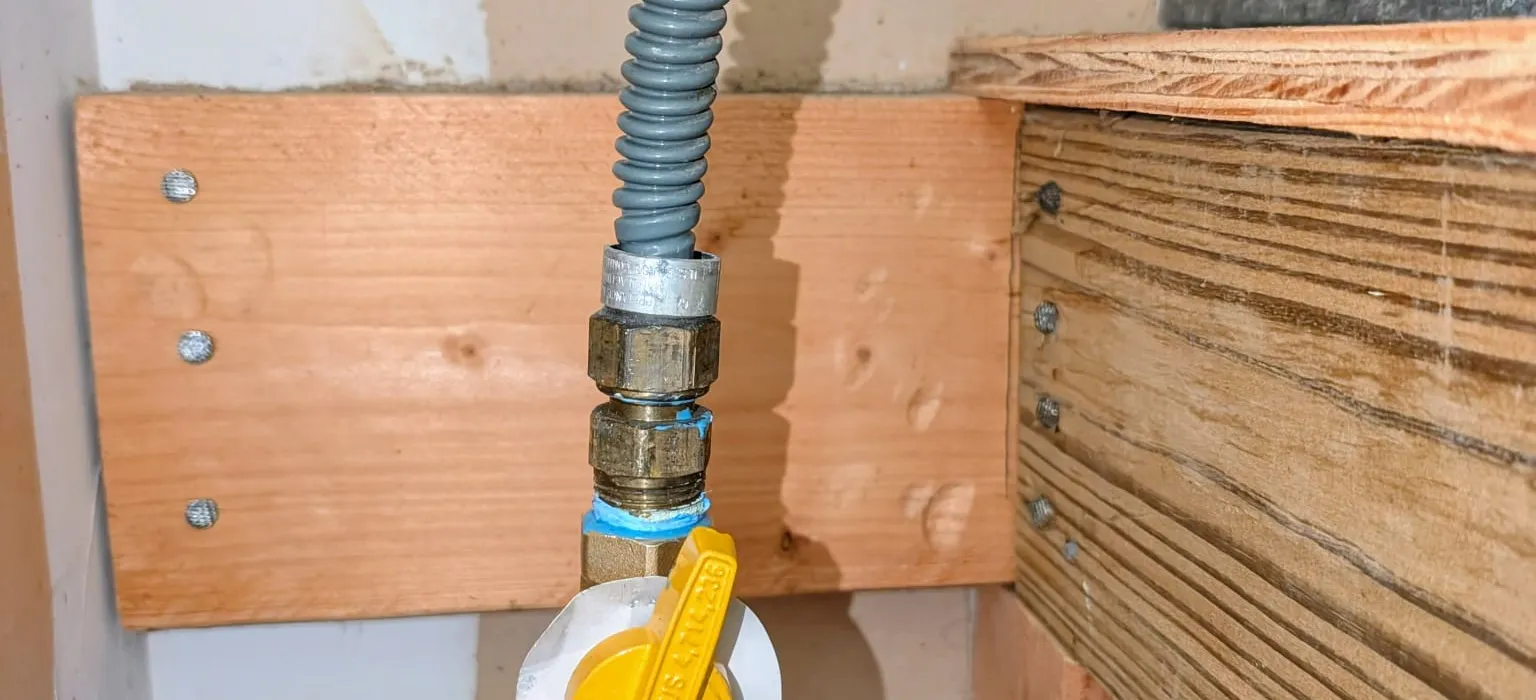 Diamond State Plumbing crew installing underground gas lines